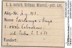 Etiketten zu Quarz (Chalcedon, Achat, Sardonyx) (NHMW-MIN-Ay801)